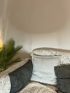 HotLdyllic: απευθείας συνομιλία ΧΧΧ