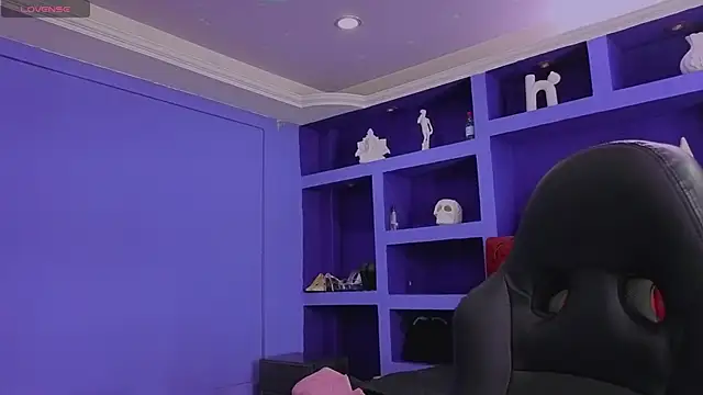 Živý XXX chat _sharlotte777