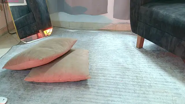 aramjones' Live XXX Chat