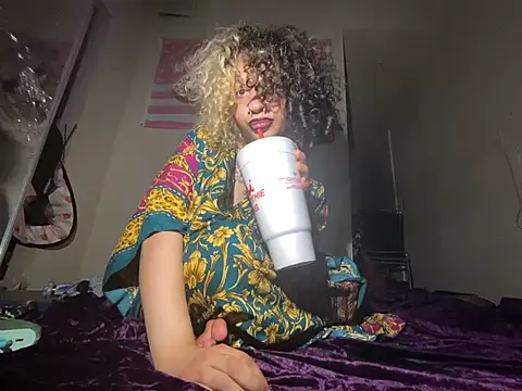 Creolegirl19のライブXXXチャット