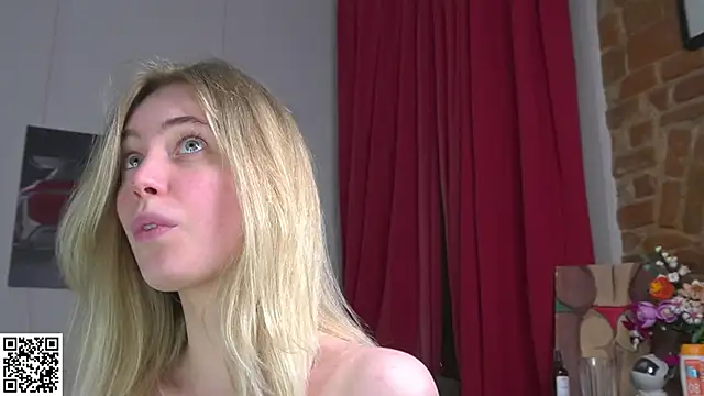 LovelyMiu Adlı Modelin Canlı XXX Sohbeti