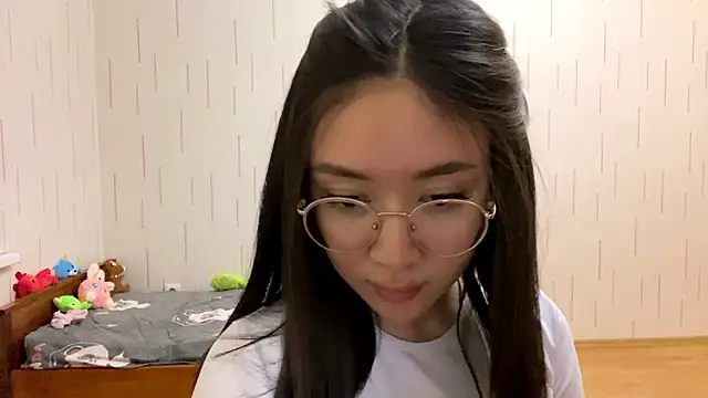 Czat XXX na żywo – YourMiIa