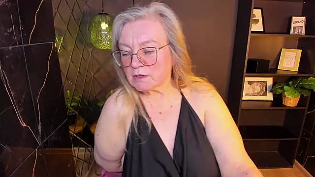 NataliMellow's Live XXX Chat