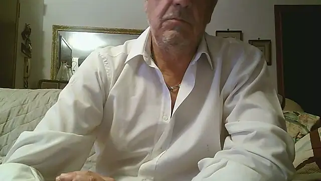 โชว์เว็บแคมของ gyodybis