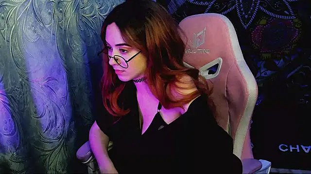 แชท XXX สดของ Moniikaaa