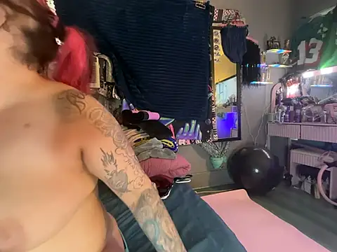 Juicylucylips69 লাইভ XXX চ্যাট