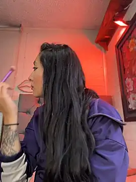 Онлайн чат XXX SALOME_KORLAND