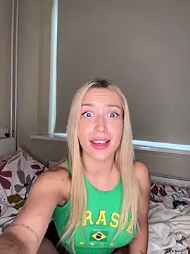 Chatroom XXX en direct de BlondeChiara