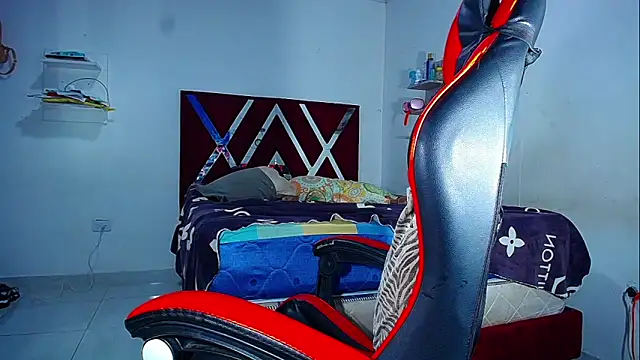 XXX chat uživo modela DanisaBrown