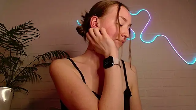 Chatroom XXX en direct de WhitePrincessLuna