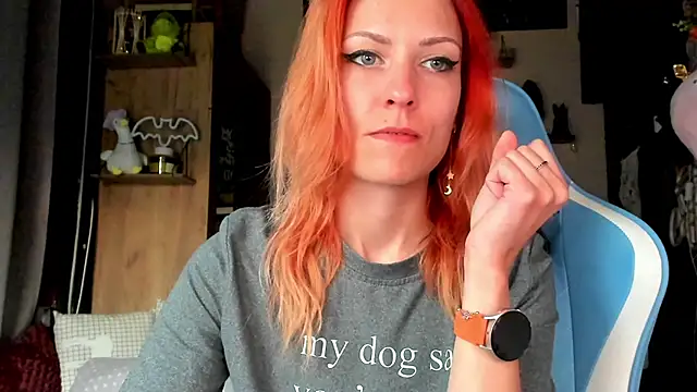 karo123421 Adlı Modelin Canlı XXX Sohbeti