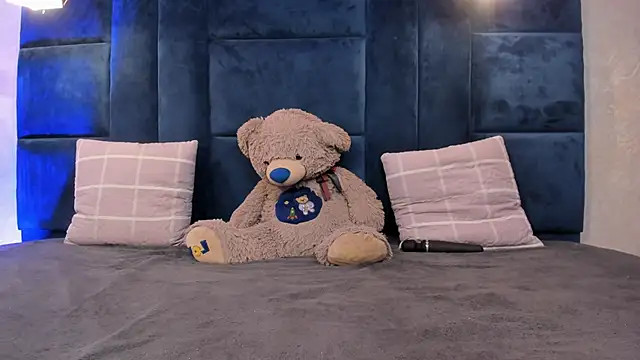 Laura_Miller1 即時 XXX 聊天