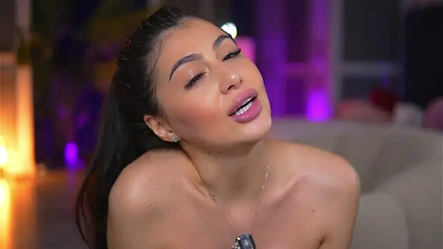 MissMeganMoon Chat XXX live