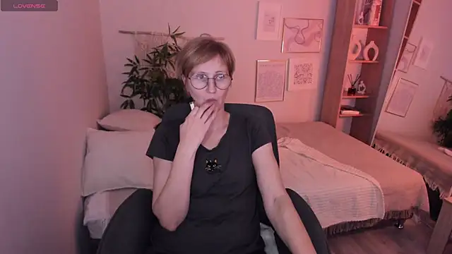 Paris_Cherry Chat XXX live