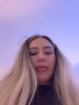 Chat +18 de BarbieDoll13 ao vivo