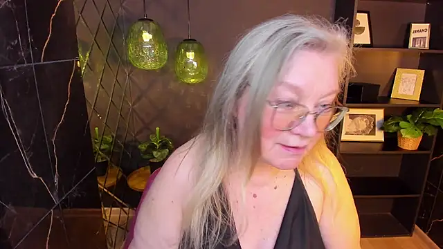 NataliMellow's Webcam Show