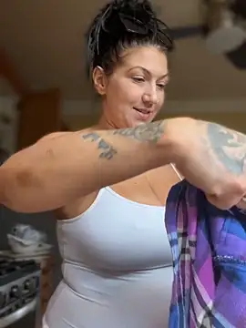 LittleMissEeve: απευθείας συνομιλία ΧΧΧ