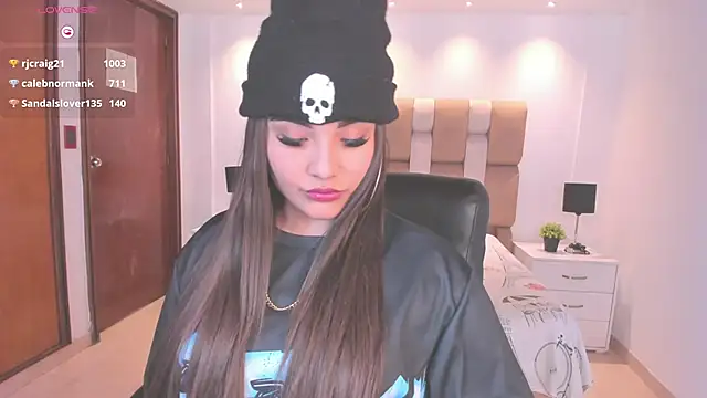 ArigyGomezのライブXXXチャット