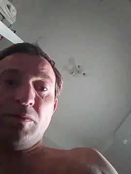 openlegsforyou – Kamerová šou