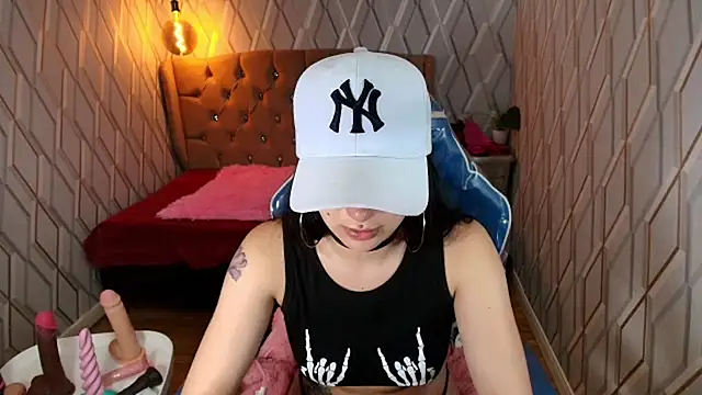 Angelchristix 即時 XXX 聊天