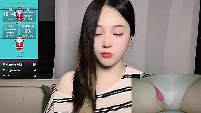 XXX chat uživo modela woaiqinqin