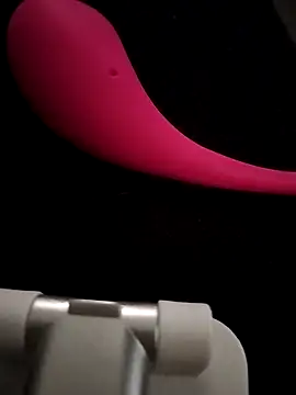 Juliemstoma 웹캠 쇼