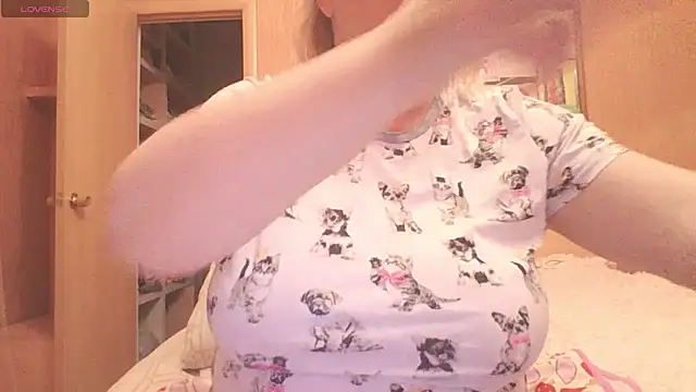 Czat XXX na żywo – mira_robinsonnn