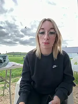 Czat XXX na żywo – Giuliana_baby