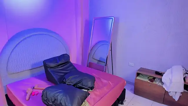 yeikafoxy 现场XXX聊天