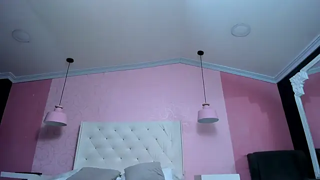 Show modela Boss_Domiinator na web-kameri