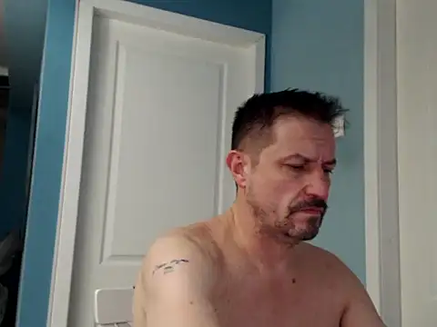 Czat XXX na żywo – MisterFaithRO