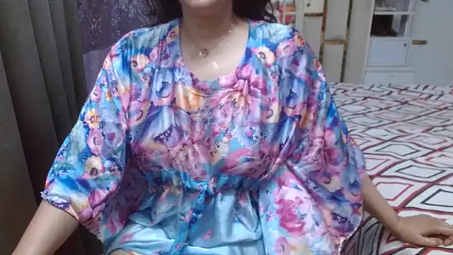 Lovelywife786 Live XXX-Chat