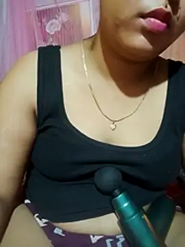 Ayshareya_babyのライブXXXチャット