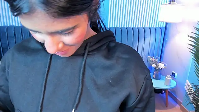 milavega_'s Live XXX Chat