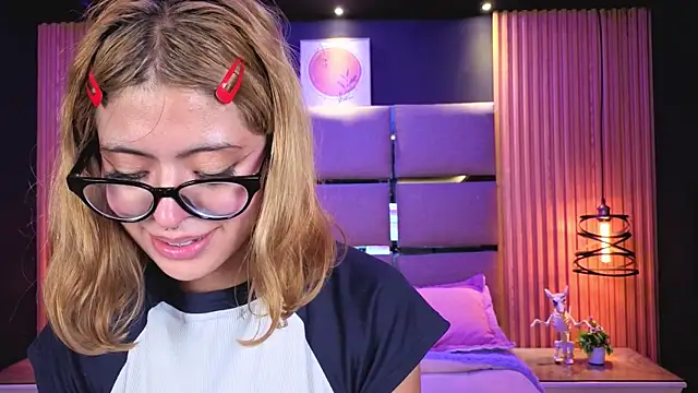 Chat XXX Live AlanaWalker9