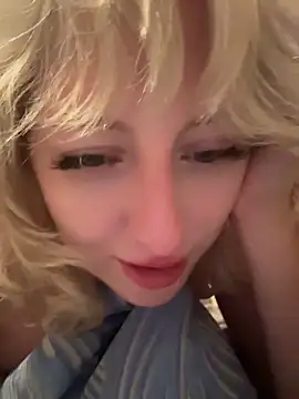 Chat XXX en directo de RonnieKiss