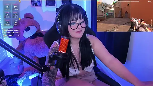 Chat XXX en directo de EternaAura_