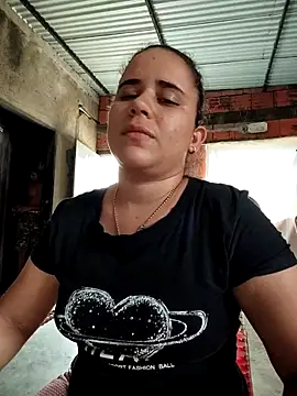 ValeriaSantos-: онлайн-секс-чат