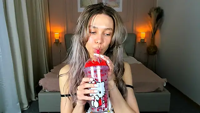 LuluAlisのライブXXXチャット