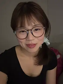 Nana-3 网络视讯表演