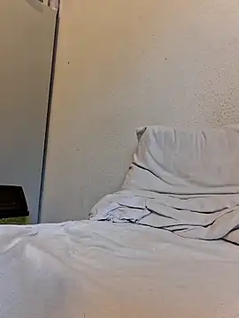 Prince-Daddycool live XXX chat