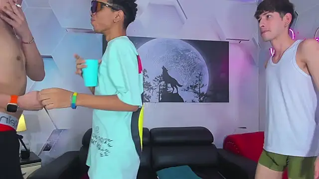 Spicy_guys Chat XXX live