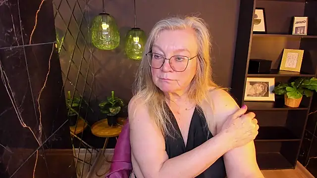 NataliMellow 现场XXX聊天