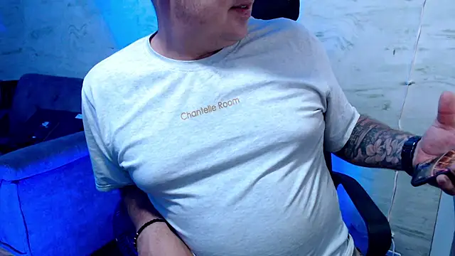 maximo_daddyのライブXXXチャット