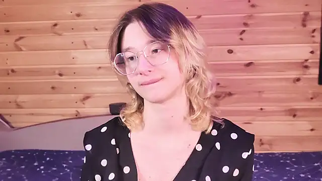 Silva-TailllのライブXXXチャット