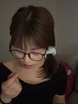 Czat XXX na żywo – Nana-3