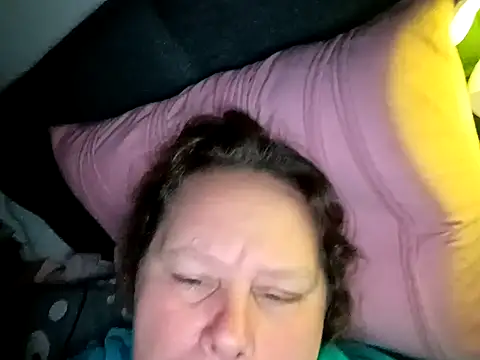 Show modela Jahudka47 na web-kameri