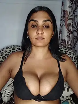 Eroticindian07: онлайн-секс-чат