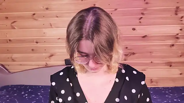 XXX chat uživo modela Silva-Tailll