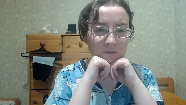 XXX chat uživo modela Smart_Rose